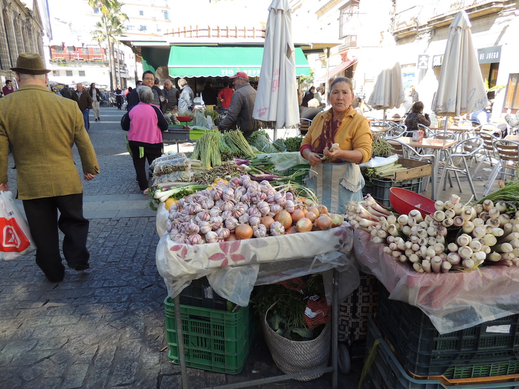 Reise_Puestos junto al mercado_Foto Manuel Moraga
