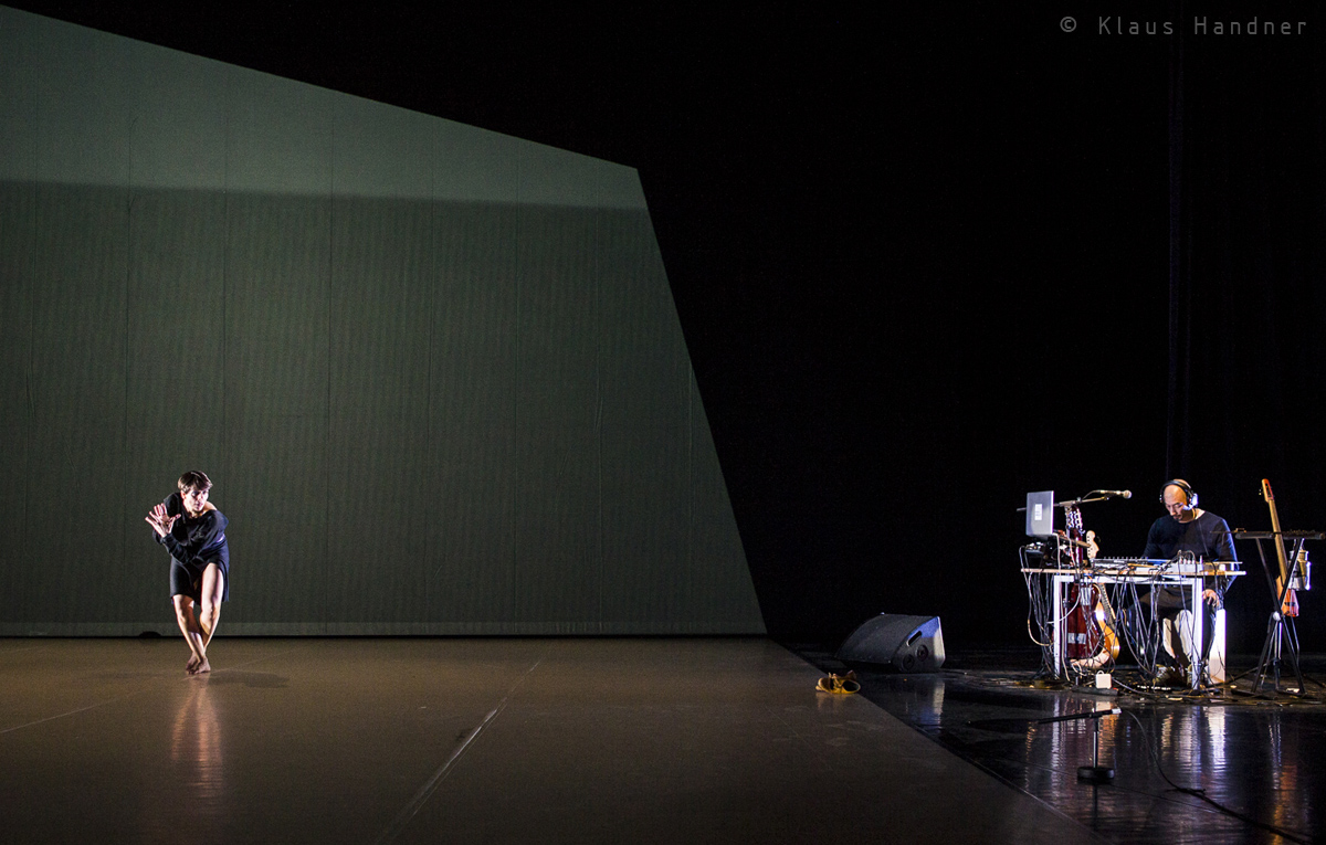 Foto Flamencotaenzerin und Musiker_Copyright Klaus Handner