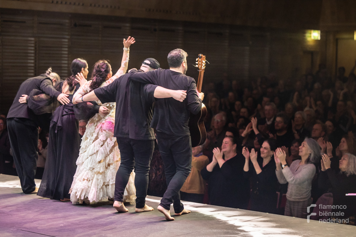 6 Maria Moreno - Applaus, Flamenco Biennale 2023 222514 © Eric van Nieuwland