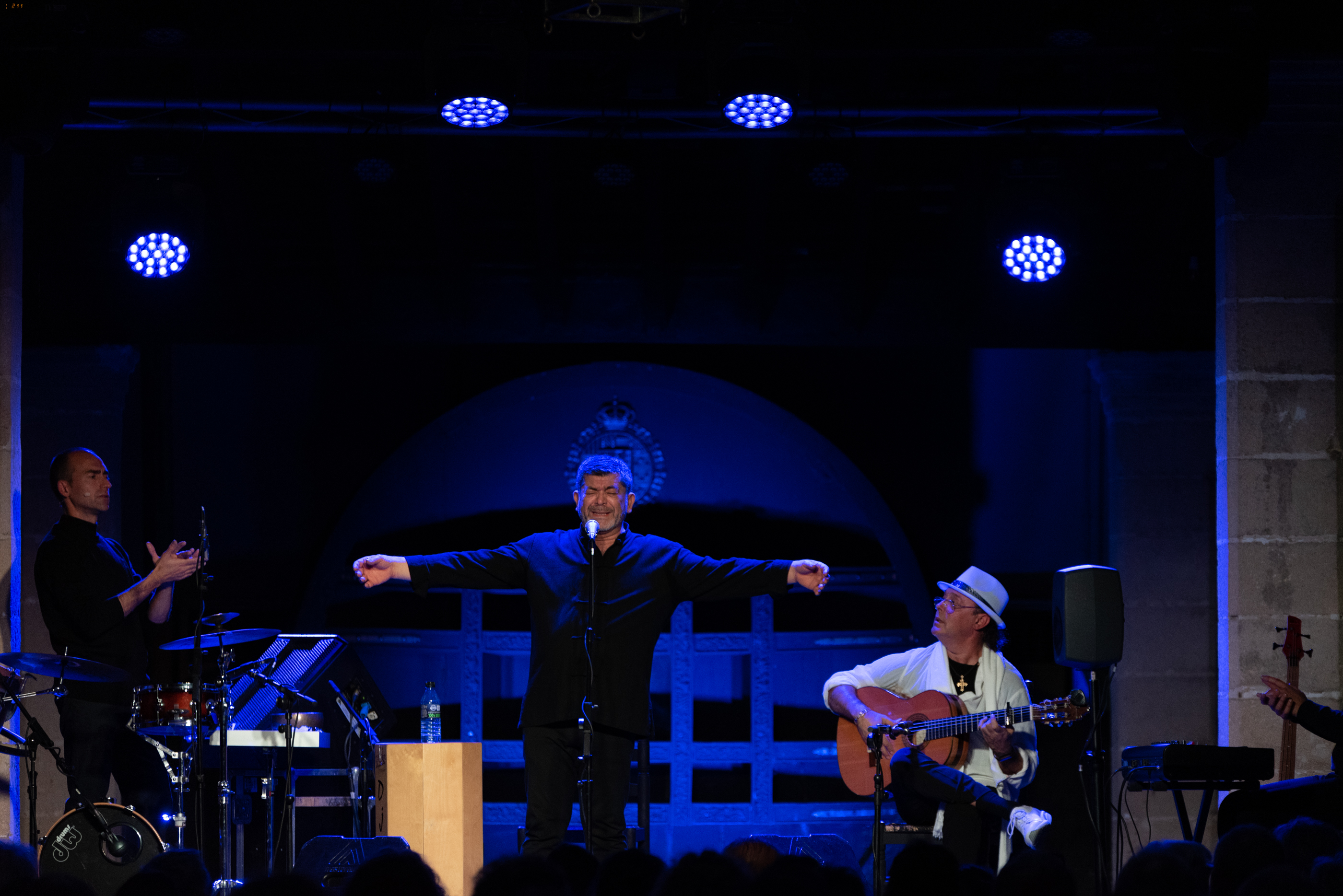 3 TAMARAPASTORA - PERRATE - TRES GOLPES-6