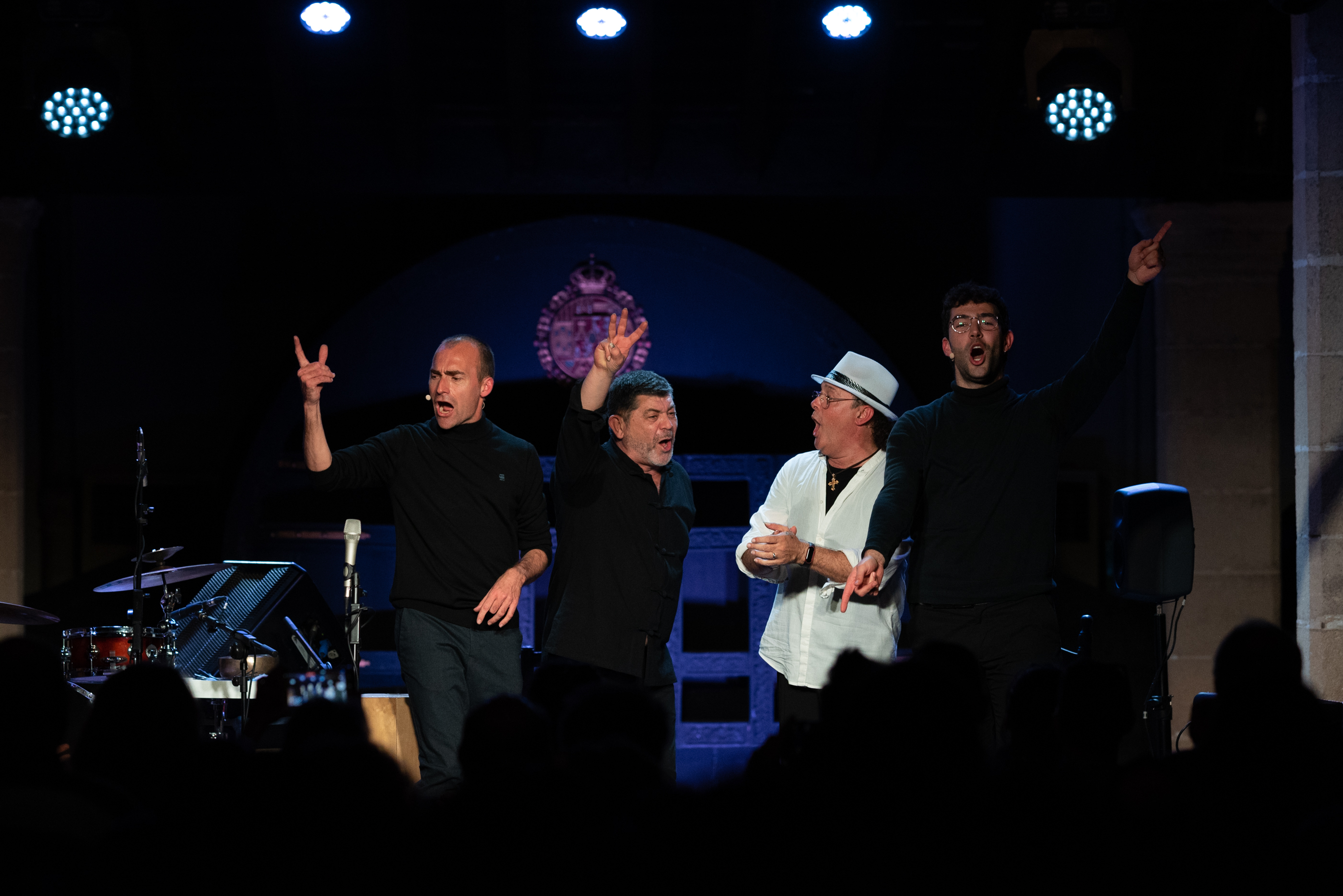 5 TAMARAPASTORA - PERRATE - TRES GOLPES-9