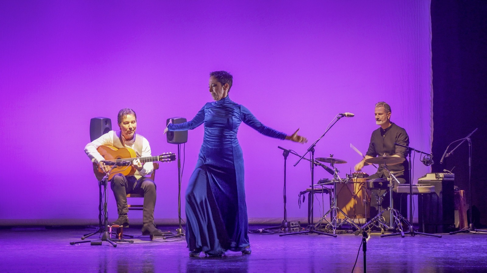 1 6e2f46be-4365-4b94-b9de-fa9365a9e5dc